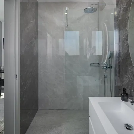 Vikendica Beautiful In With Jacuzzi Medulin